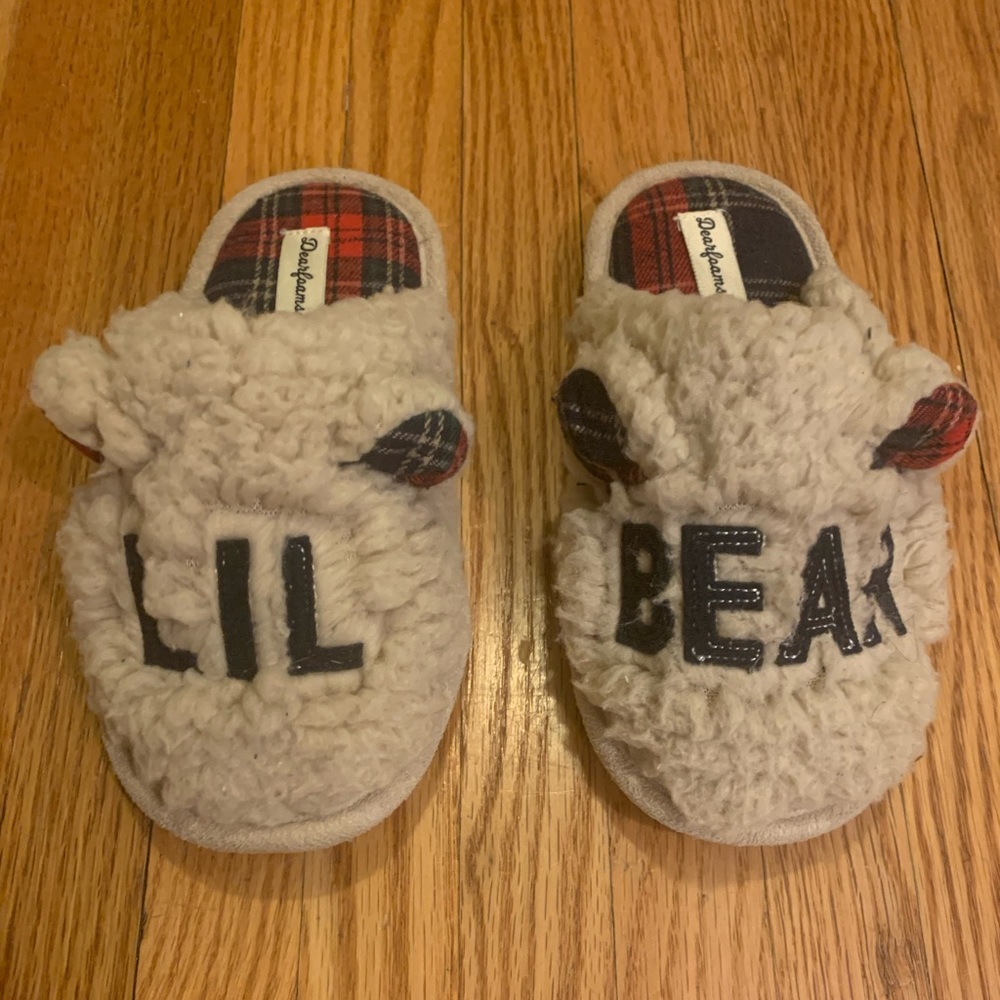 Kids lil bear slippers